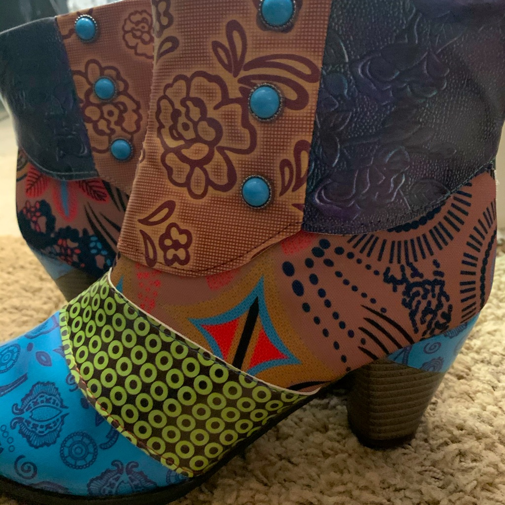 Lots Of Color And So Comfortable